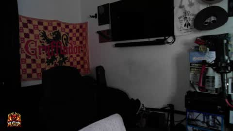 DevilPup75 online show from April 13, 1:34 pm