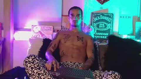 CARIBBEAN DREAM online show from March 21, 6:17 am