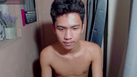 asian_ainsley69 online show from April 25, 5:54 pm