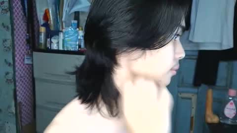 Snapshot of asian_babyboi chatting on October 15, 11:51 am asian_babyboi online show from October 15, 11:51 am