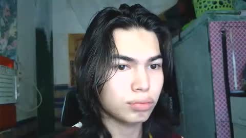 asian_babyboi online show from April 16, 5:07 am