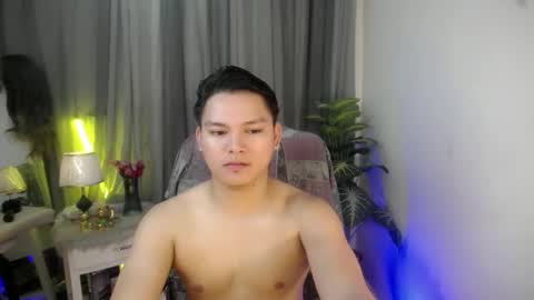 asian_handsomexx online show from October 31, 10:07 am