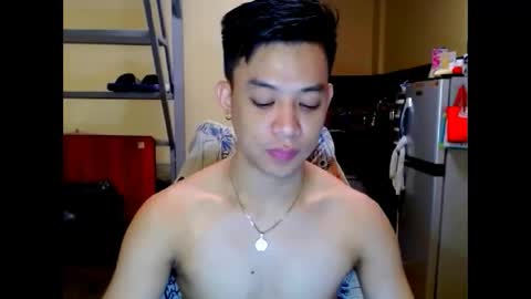 asiandreamboyx online show from June 10, 3:19 am