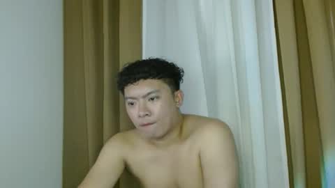Snapshot of asiangay1209 chatting on September 22, 11:04 pm asiangay1209 online show from September 22, 11:04 pm