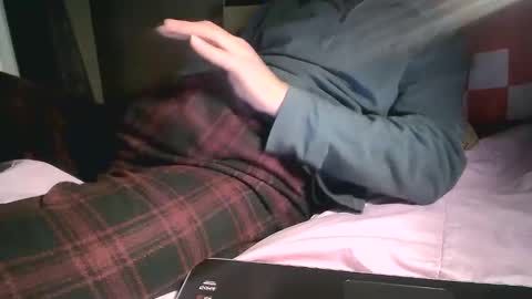 Snapshot of asianlooker chatting on March 12, 9:03 pm John online show from March 12, 9:03 pm
