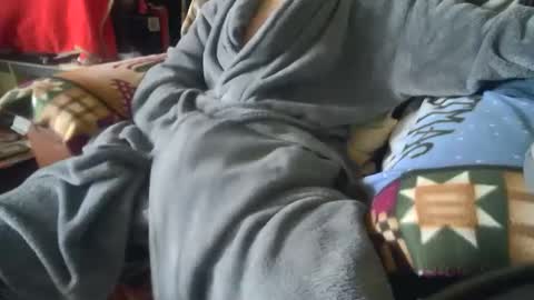 Snapshot of asianlooker chatting on December 17, 1:49 pm John online show from December 17, 1:49 pm