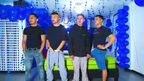 THOMAS AND DAMIAND online show from December 13, 12:20 am