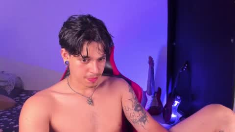 asmodeuszz online show from April 25, 2:14 am