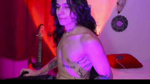 asmodeuszz online show from December 18, 10:46 pm