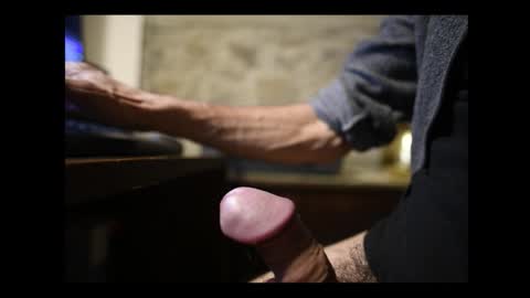 ass_enthusiast_75 online show from January 9, 11:59 am