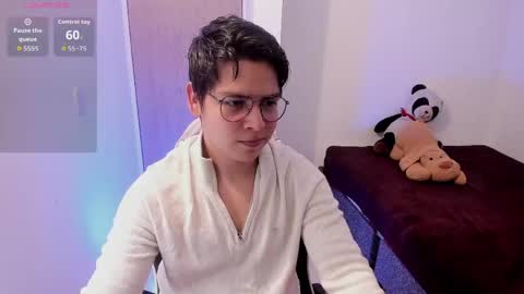 Asta Kuno online show from April 12, 5:20 am