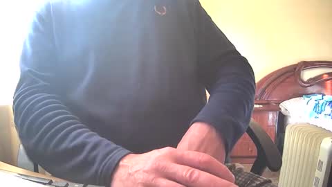 astelover online show from December 25, 11:22 am