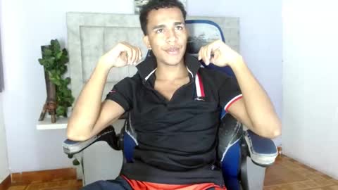 Snapshot of aston_vera chatting on September 20, 3:45 pm Aston online show from September 20, 3:45 pm