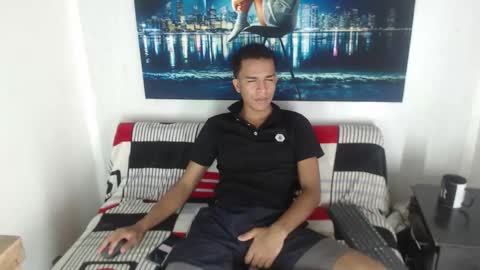Snapshot of aston_vera chatting on September 16, 7:47 pm Aston online show from September 16, 7:47 pm