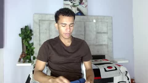 Snapshot of aston_vera chatting on September 23, 4:12 am Aston online show from September 23, 4:12 am