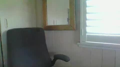 astute008 online show from November 21, 5:06 am