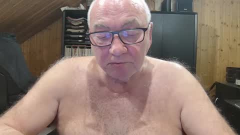 asusandy online show from February 14, 12:16 am