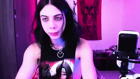 athenauwu online show from July 6, 4:31 am