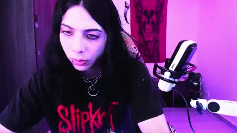 athenauwu online show from July 4, 5:32 am