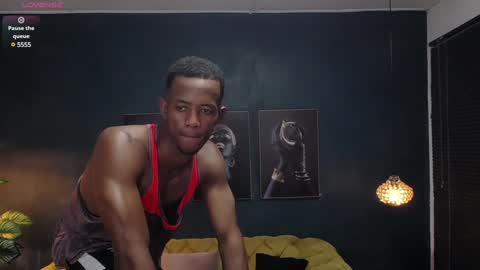 Snapshot of athleticbig_cock chatting on December 7, 1:48 am ATHLETIC COCK online show from December 7, 1:48 am