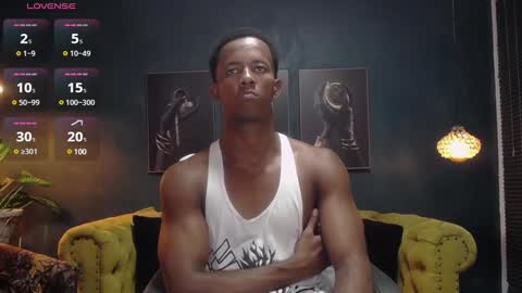 Snapshot of athleticbig_cock chatting on February 7, 2:29 am ATHLETIC COCK online show from February 7, 2:29 am