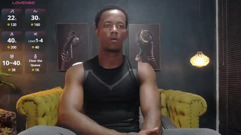 Snapshot of athleticbig_cock chatting on February 6, 2:33 am ATHLETIC COCK online show from February 6, 2:33 am
