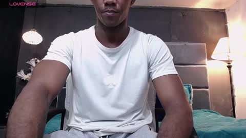Snapshot of athleticbig_cock chatting on September 10, 1:37 am ATHLETIC COCK online show from September 10, 1:37 am