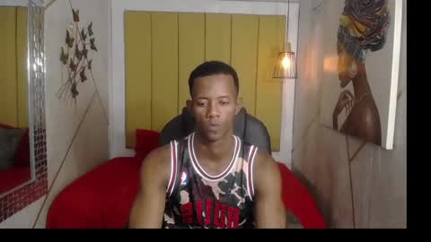 Snapshot of athleticbig_cock chatting on December 31, 2:03 pm ATHLETIC COCK online show from December 31, 2:03 pm