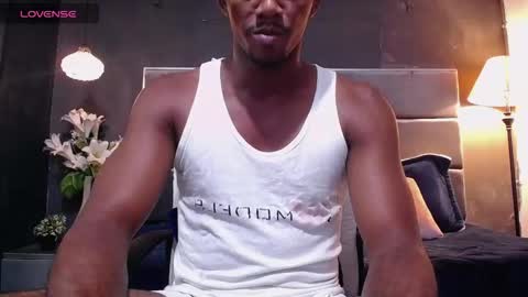 Snapshot of athleticbig_cock chatting on October 15, 2:08 am ATHLETIC COCK online show from October 15, 2:08 am