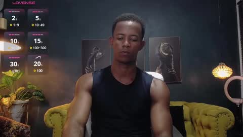Snapshot of athleticbig_cock chatting on January 15, 2:06 am ATHLETIC COCK online show from January 15, 2:06 am