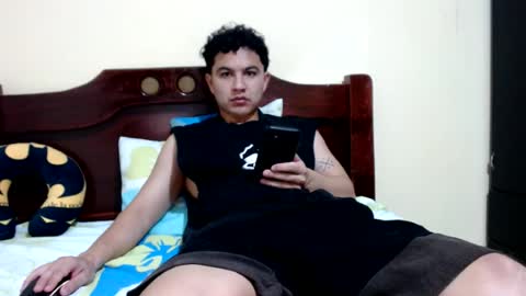 Robin online show from July 22, 2:47 am
