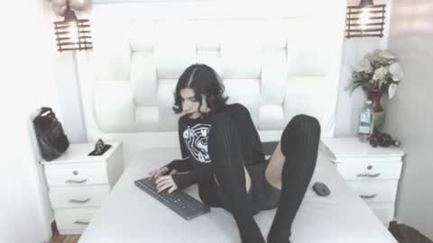 Snapshot of atley_dolly_ chatting on October 6, 9:52 pm ATLEY online show from October 6, 9:52 pm