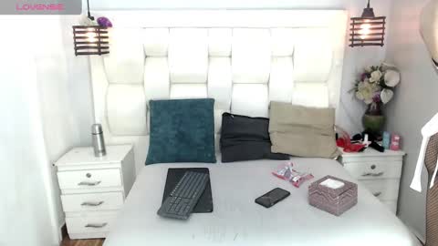 Snapshot of atley_dolly_ chatting on September 9, 9:13 pm ATLEY online show from September 9, 9:13 pm