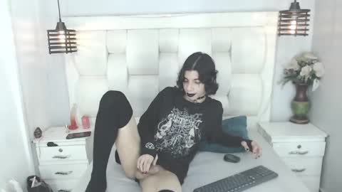 Snapshot of atley_dolly_ chatting on October 8, 10:14 pm ATLEY online show from October 8, 10:14 pm