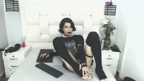 Snapshot of atley_dolly_ chatting on September 16, 10:21 pm ATLEY online show from September 16, 10:21 pm