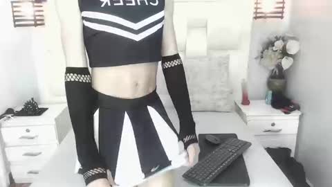 Snapshot of atley_dolly_ chatting on September 10, 10:30 pm ATLEY online show from September 10, 10:30 pm