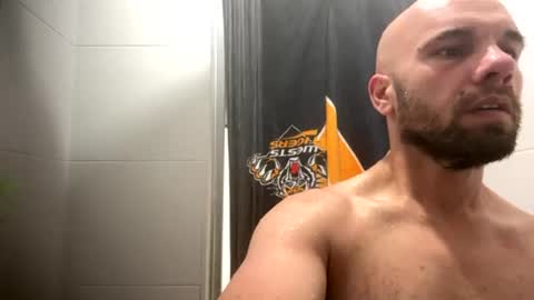 aussieboycal online show from June 27, 9:42 pm