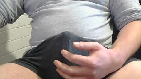 aussiefun2222 online show from June 15, 4:37 am