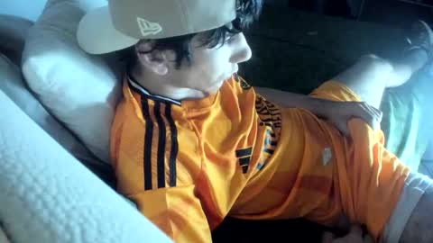 austin1119a online show from April 22, 3:24 am