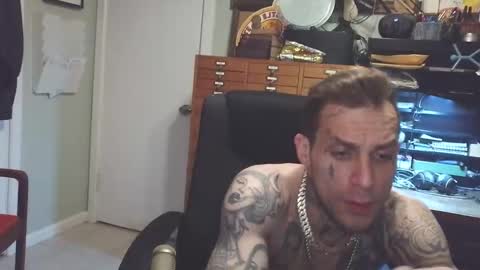 Snapshot of austinisking1916 chatting on March 10, 8:39 am Austin is King online show from March 10, 8:39 am