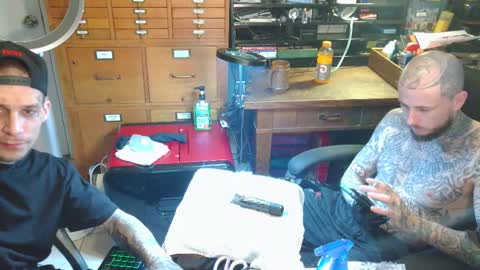Snapshot of austinisking1916 chatting on October 10, 12:48 am Austin is King online show from October 10, 12:48 am