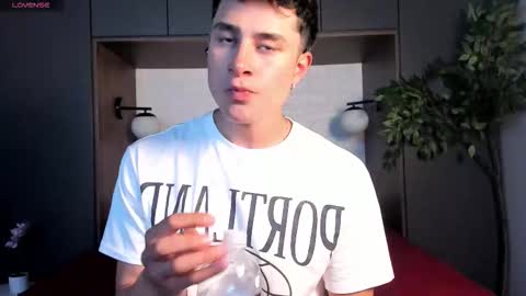 Austin  online show from March 26, 7:51 pm