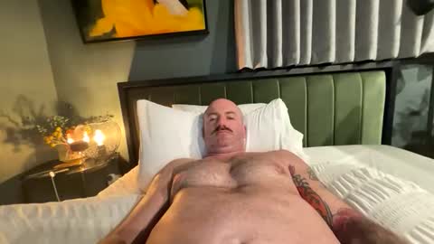 austintoner85 online show from October 13, 11:49 am