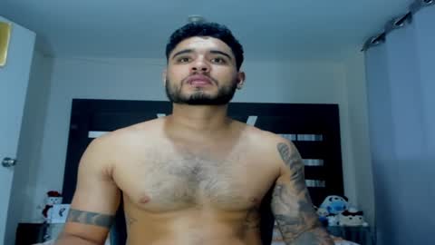 AustinTorres  online show from January 14, 3:32 am