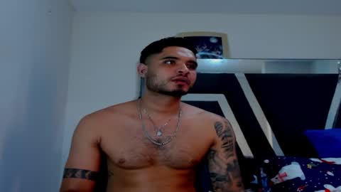 AustinTorres  online show from December 3, 5:08 am