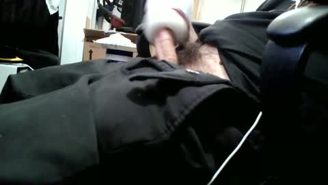 Snapshot of averagecharles757569 chatting on October 17, 8:46 pm averagecharles757569 online show from October 17, 8:46 pm
