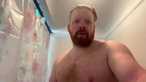 Snapshot of averagedan90 chatting on January 6, 3:19 pm Dan online show from January 6, 3:19 pm