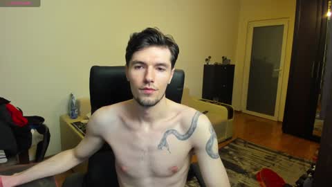 Snapshot of awesome_justin chatting on January 15, 11:30 pm Justin online show from January 15, 11:30 pm