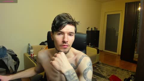 Snapshot of awesome_justin chatting on January 27, 6:41 am Justin online show from January 27, 6:41 am