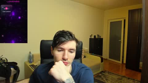 Snapshot of awesome_justin chatting on February 1, 12:16 pm Justin online show from February 1, 12:16 pm